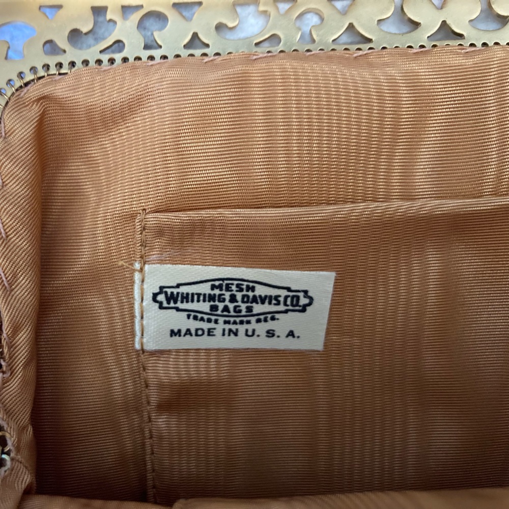 Vintage Whiting & Davis Gold Metal Mesh
Gold Colored Frame & Chain Purse